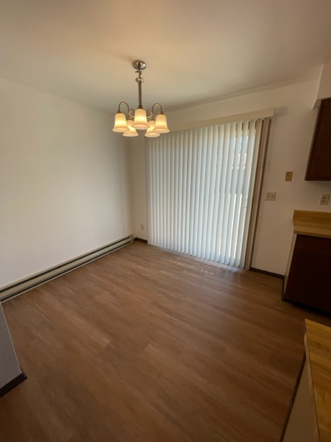839 Illinois Ave #102 - Photo 3 of 9