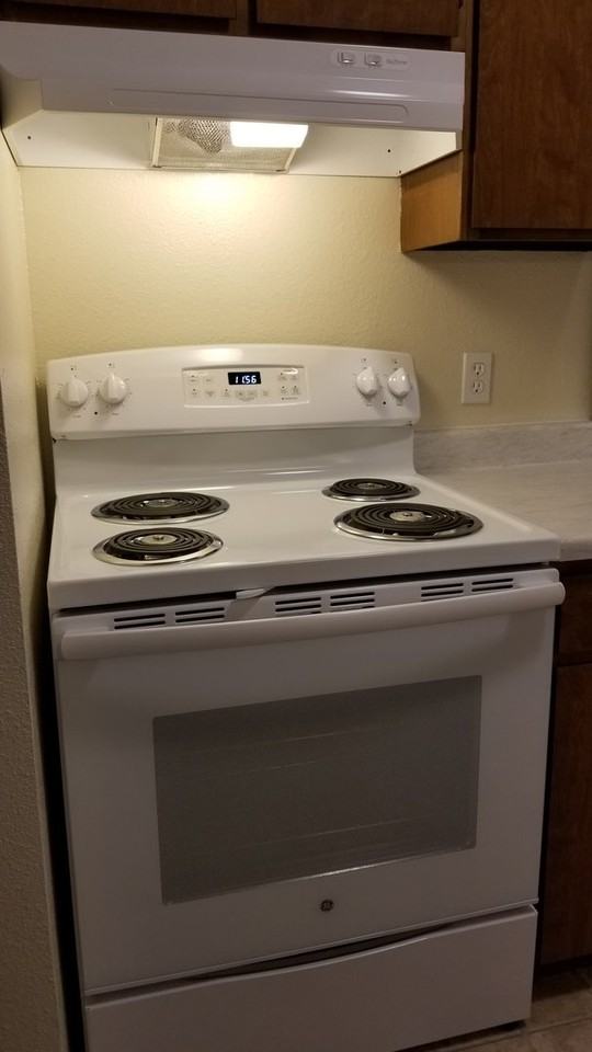 Pioneer Villa Apartments - Photo 4 of 12