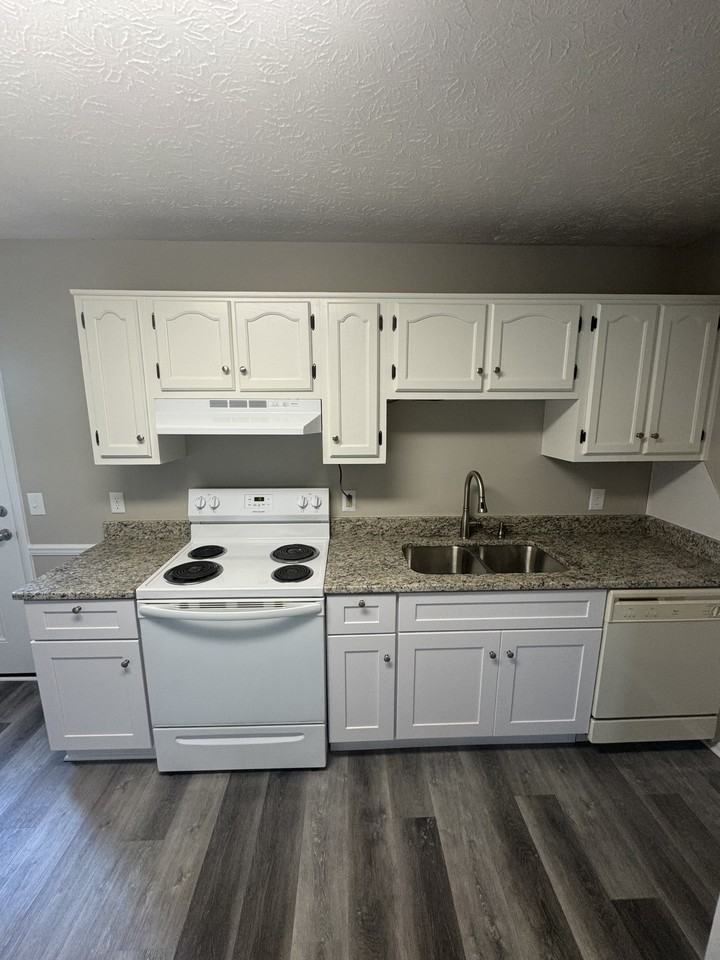 1321 Autumn Ave #3 - Photo 3 of 10