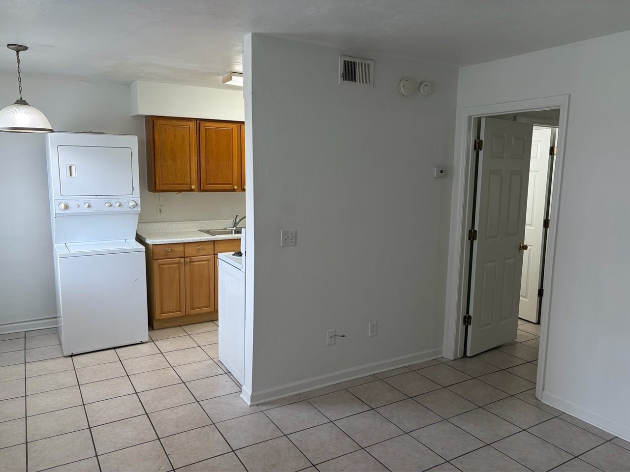 207 Lovelace Dr #5 - Photo 2 of 10