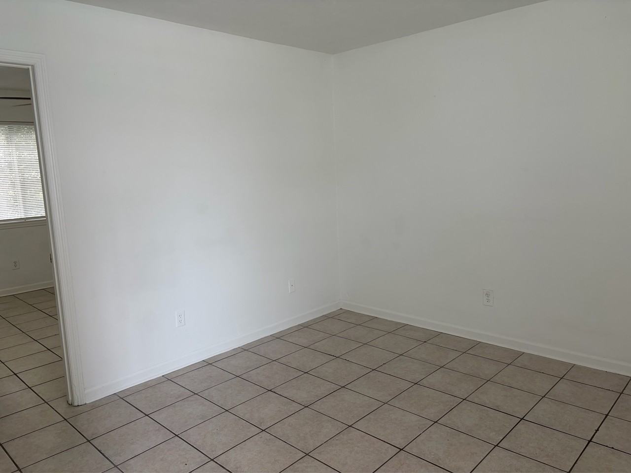 207 Lovelace Dr #5 - Photo 3 of 10