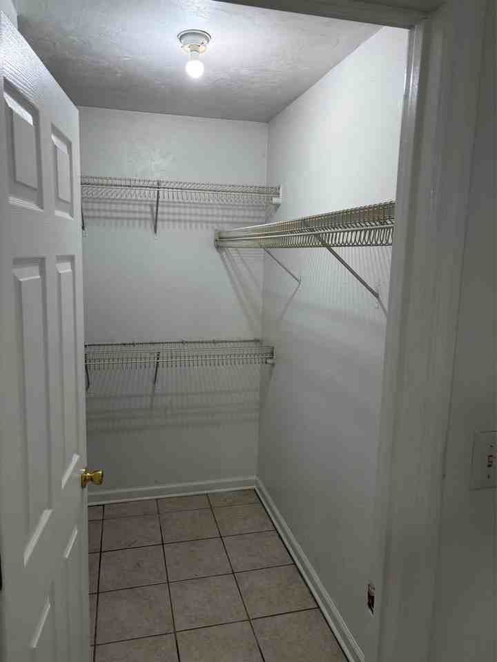 207 Lovelace Dr #5 - Photo 7 of 10