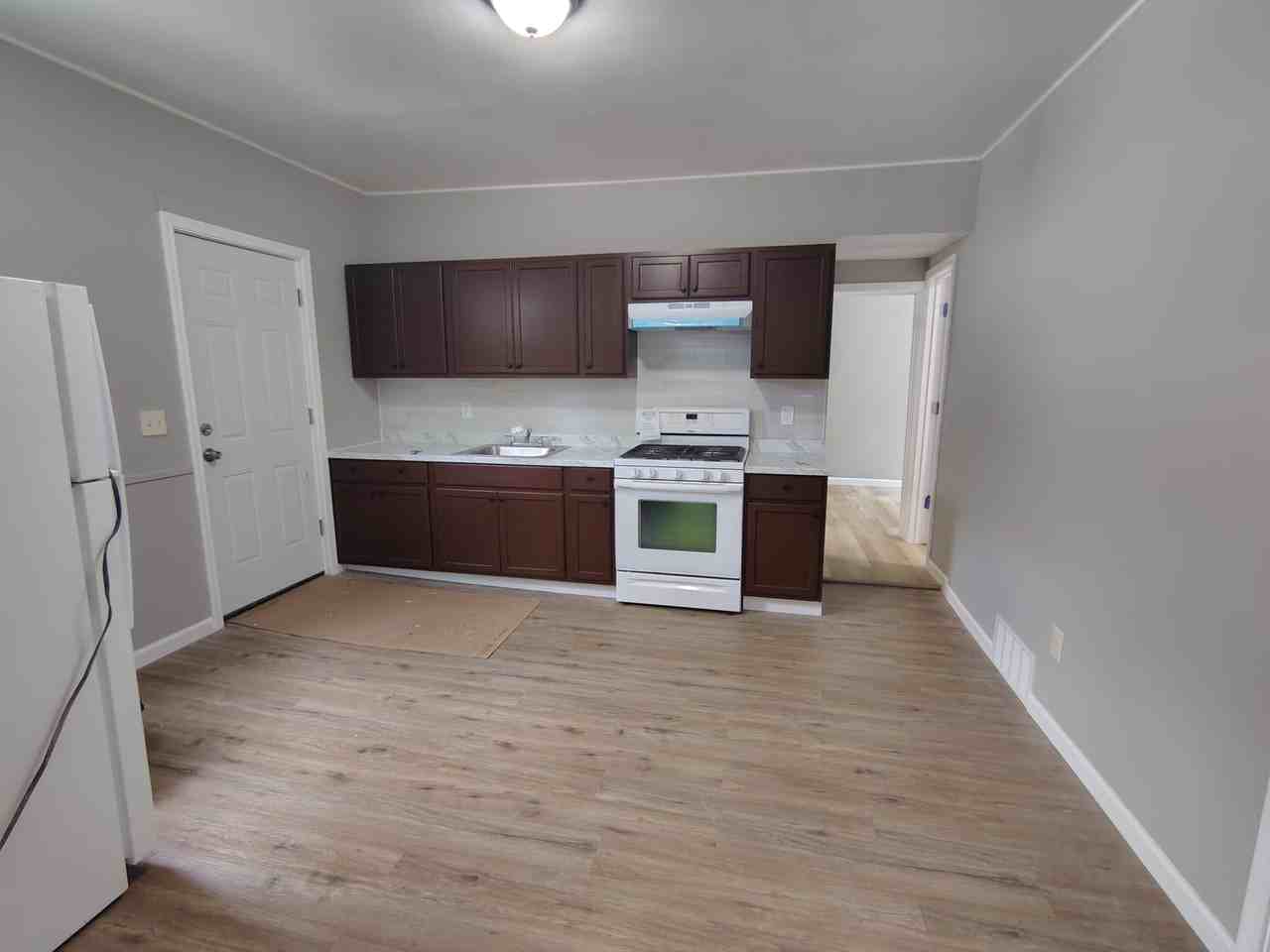 4 Lake Ave #1 - Photo 5 of 12