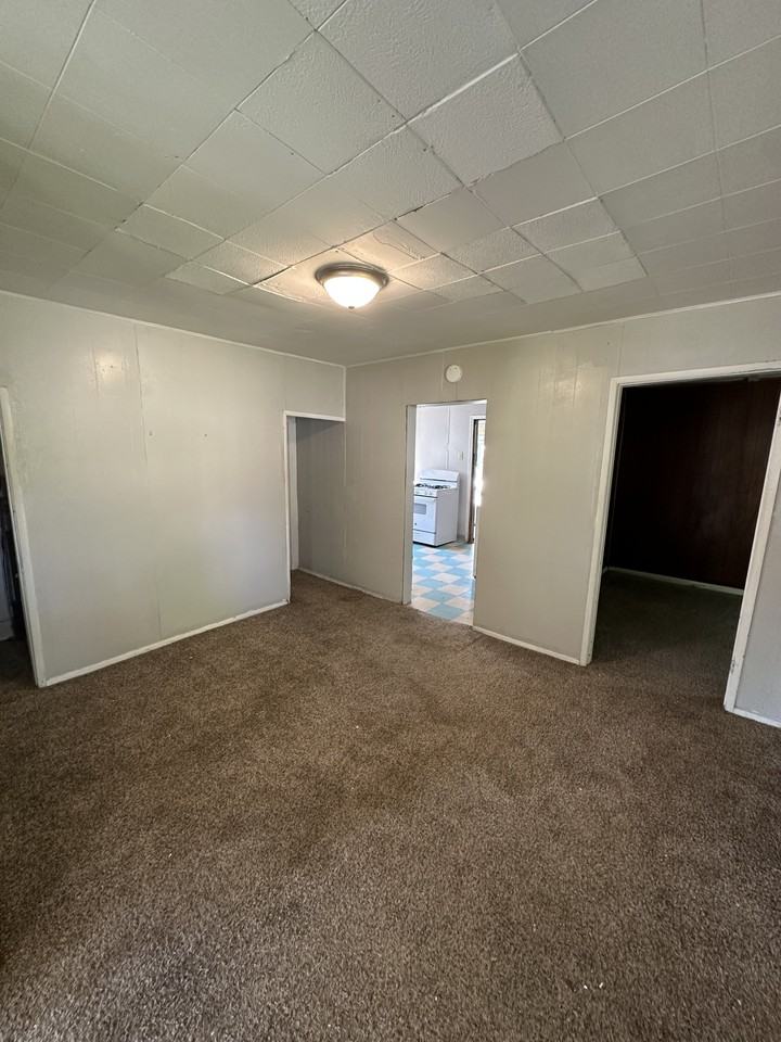 1531 Johnson Ave #1 - Photo 3 of 17