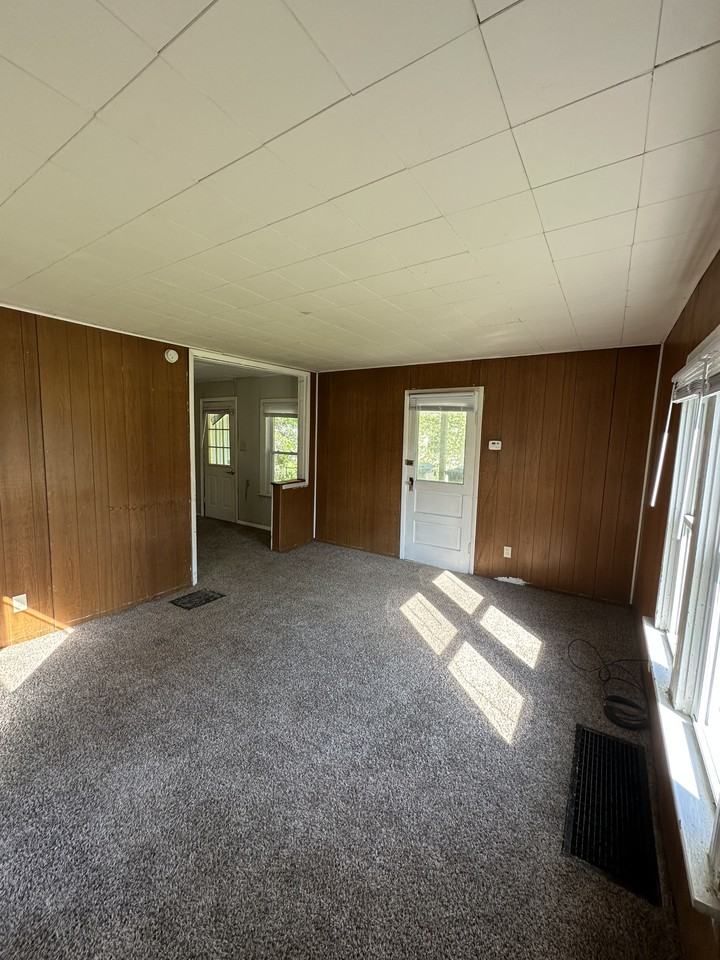 1531 Johnson Ave #1 - Photo 5 of 17