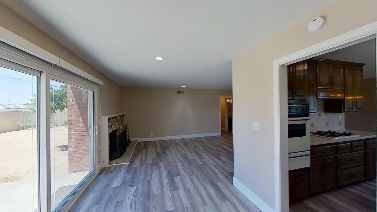 185 Harvard Ln - Photo 5 of 28