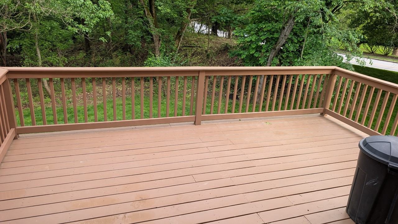 16 Rampart Dr #16 - Photo 6 of 10