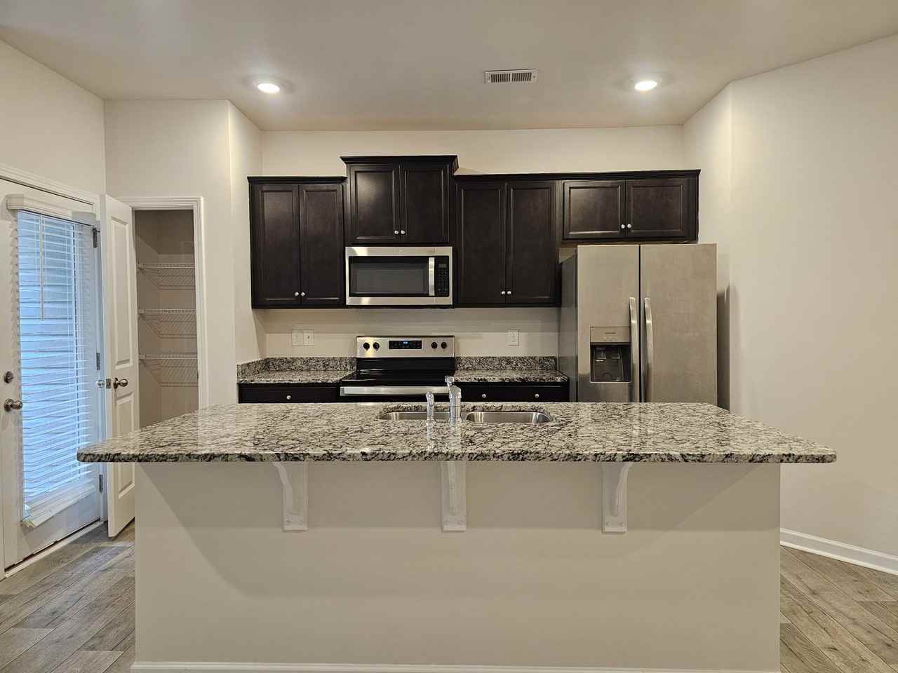 403 Sea Grit Ct #1 - Photo 4 of 36