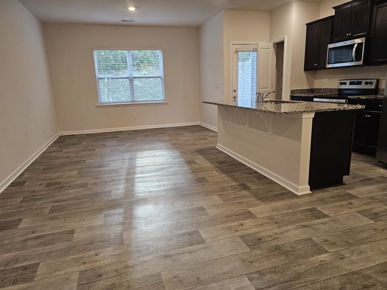 403 Sea Grit Ct #1 - Photo 7 of 36