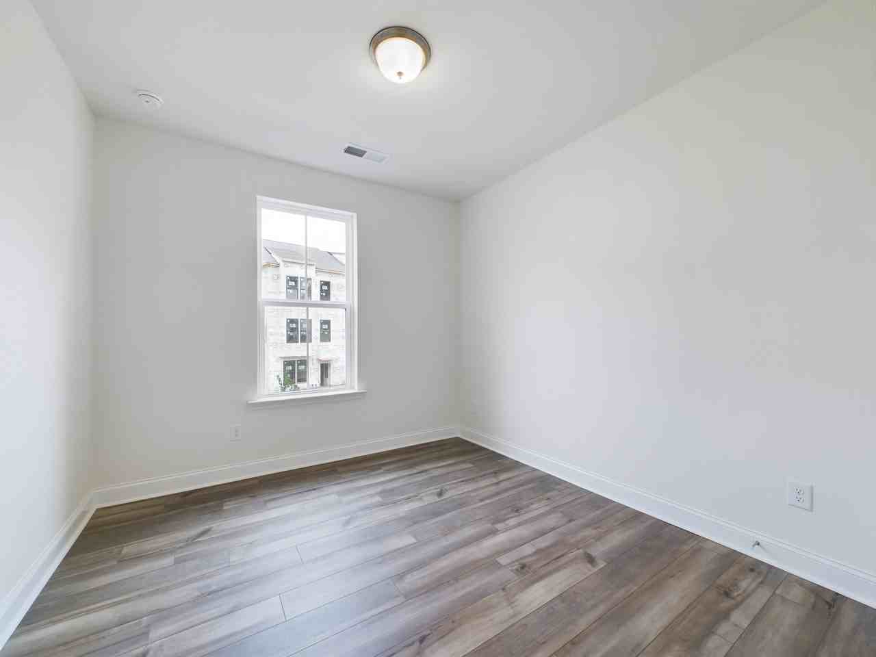 4211 Alexander View Dr #1 - Photo 3 of 22