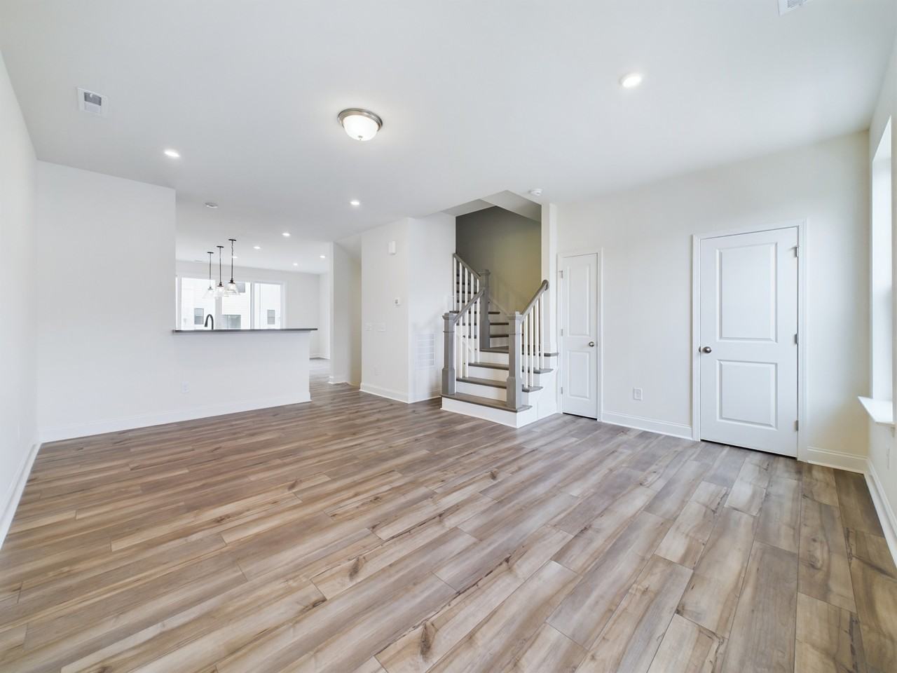 4211 Alexander View Dr #1 - Photo 6 of 22