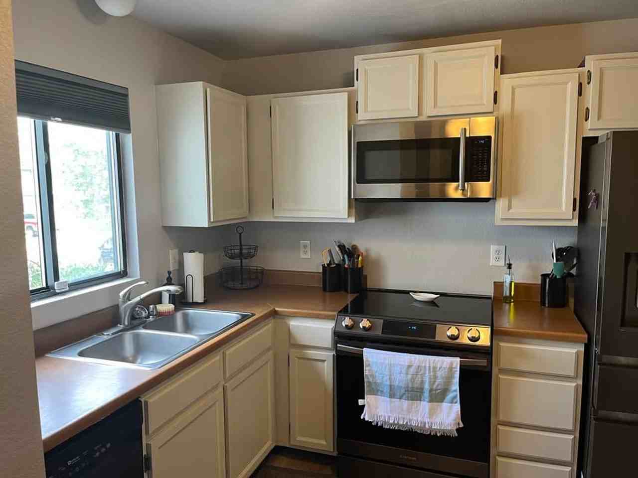 334 Prospectors Ln - Photo 5 of 14