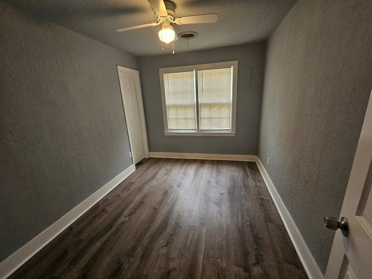 2107 Nw Baltimore Ave #1 - Photo 5 of 9