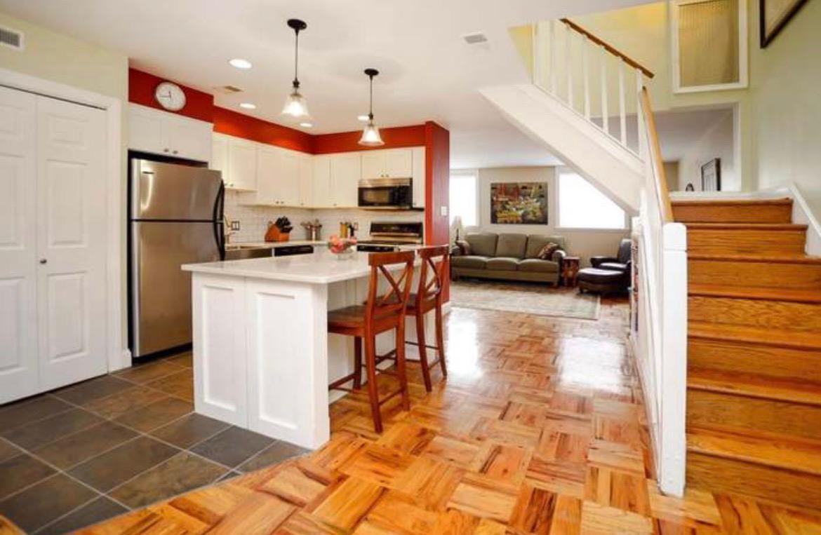 812 Lombard St #32 - Photo 2 of 22