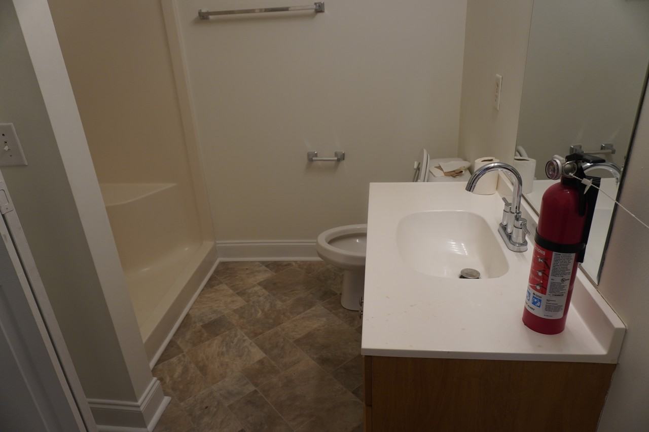 306 N 30th St #1 - Photo 5 of 6