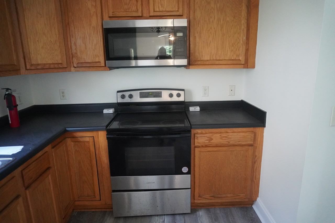 308 N 30th St #1 - Photo 2 of 5