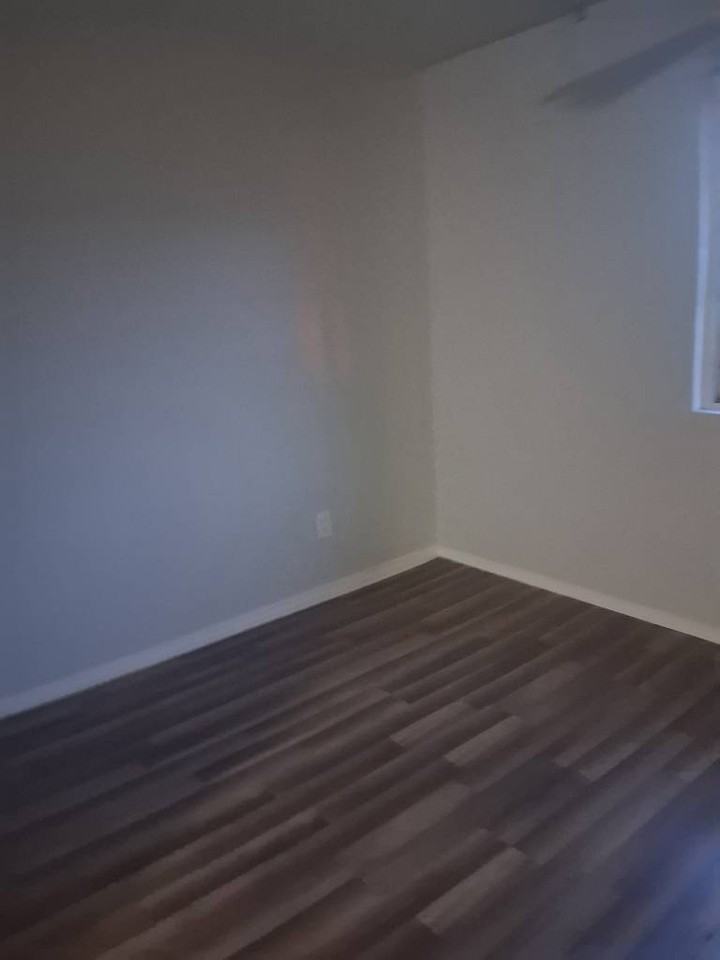 1207 N 10th St #3 - Photo 6 of 7