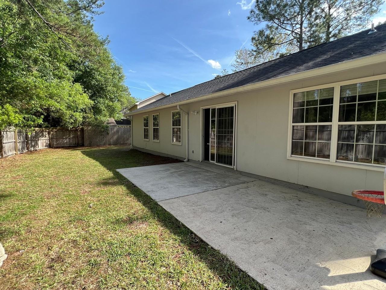 124 Huntington Dr - Photo 6 of 10