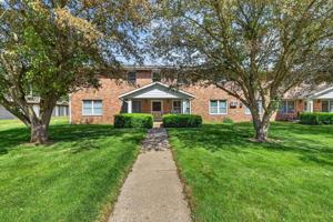 featured image of 1424 E Vw Ave