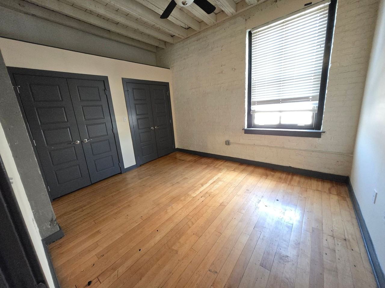 The Cameron Lofts - Photo 6 of 38