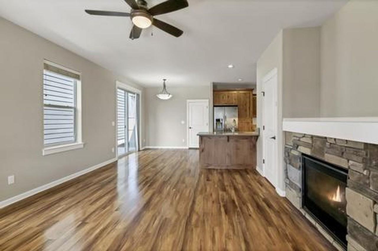 20774 Ne Sierra Dr - Photo 2 of 16