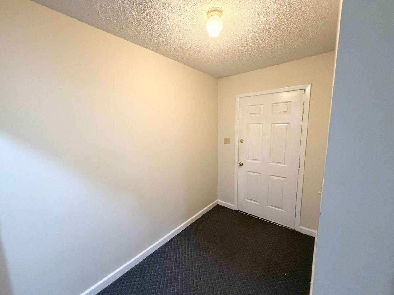 616 Wood St - Photo 2 of 8