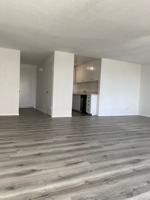 featured image of 1045 3rd St