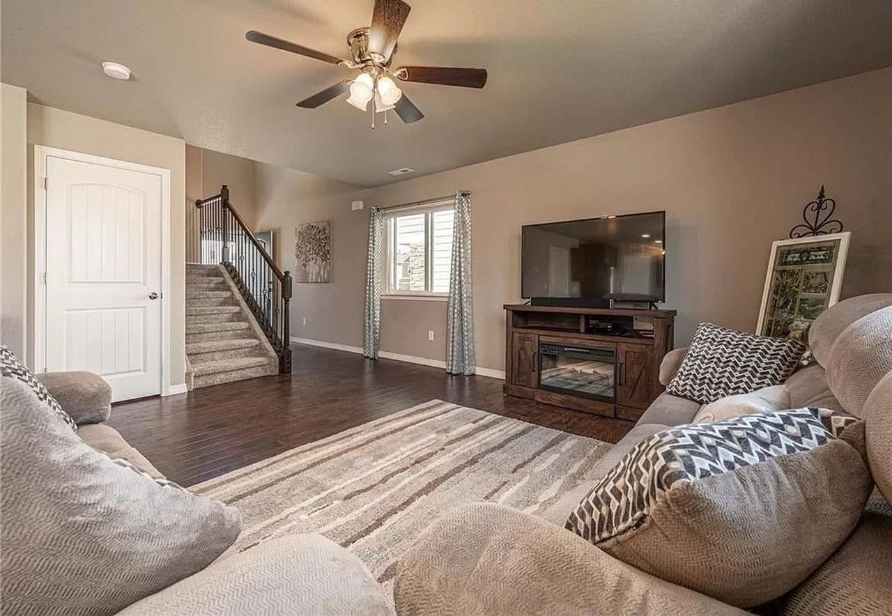 8884 Vanderwood Rd - Photo 6 of 38