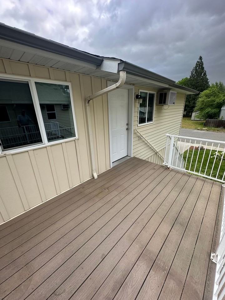 2415 N 13th St - Photo 2 of 37