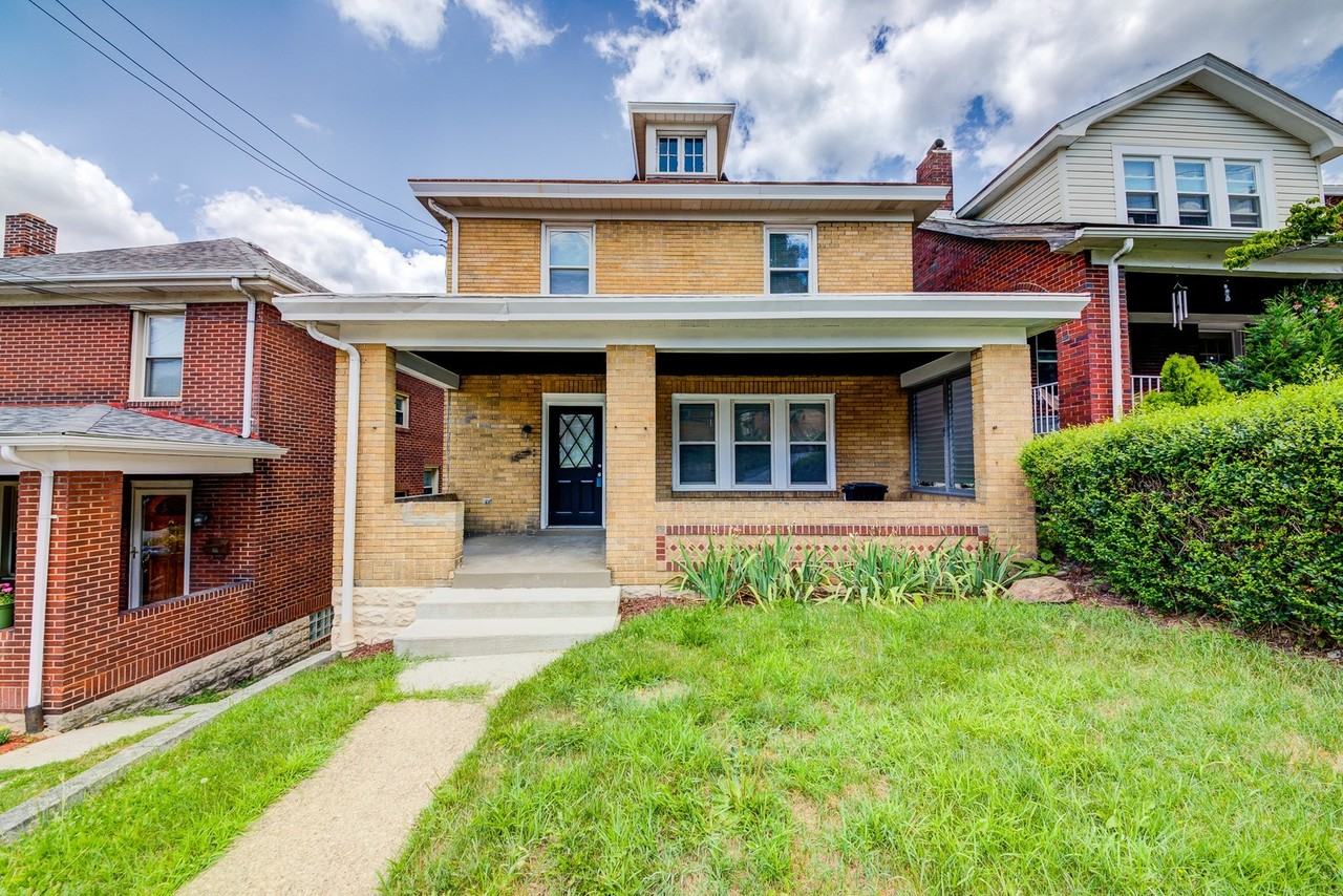 1121 Bellaire Ave - Photo 6 of 23