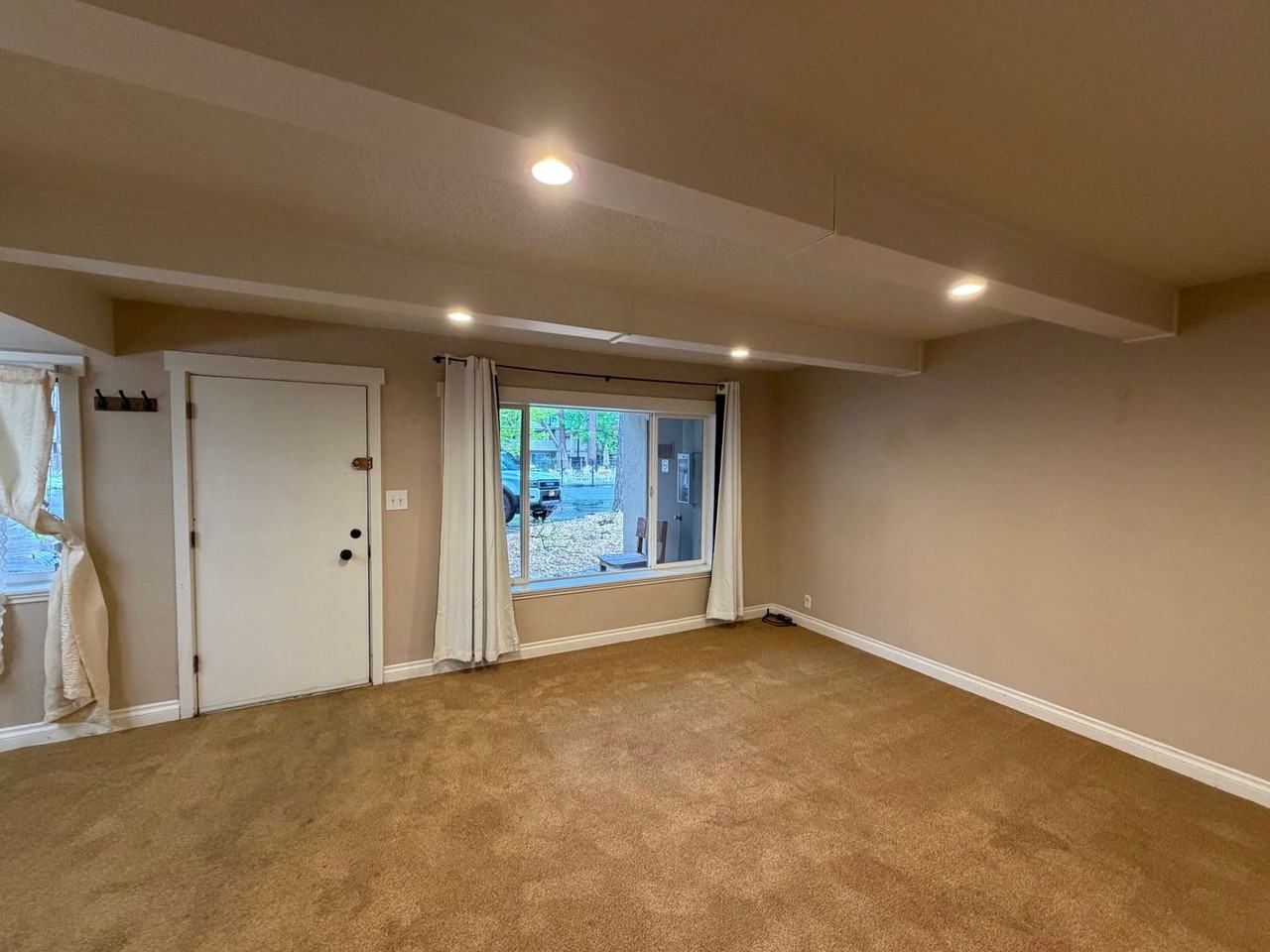 1128A Herbert Ave - Photo 6 of 11