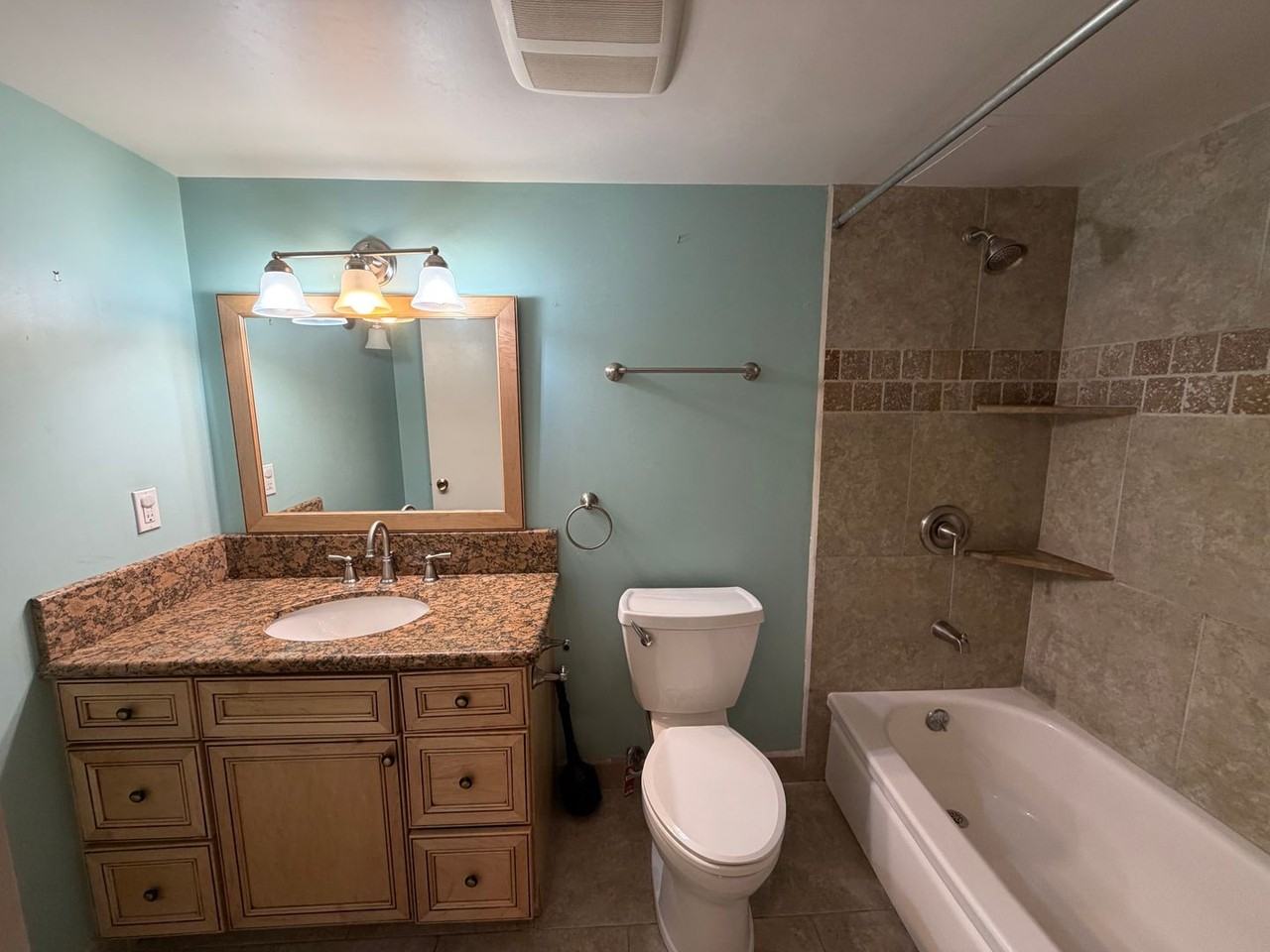 1128A Herbert Ave - Photo 7 of 11