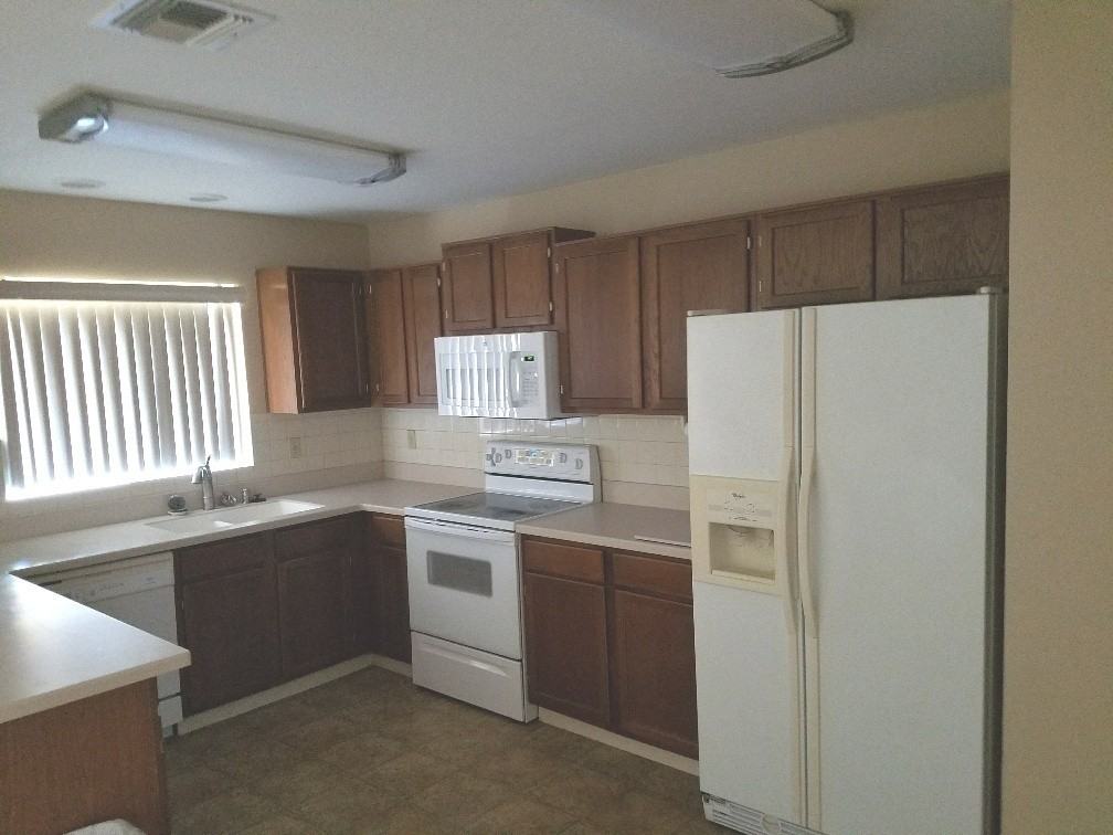 9002 W Malapai Dr - Photo 2 of 18