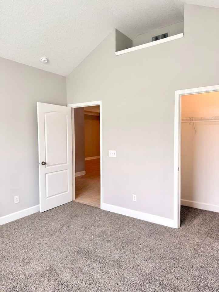 167 Austin Ryan Dr - Photo 5 of 19
