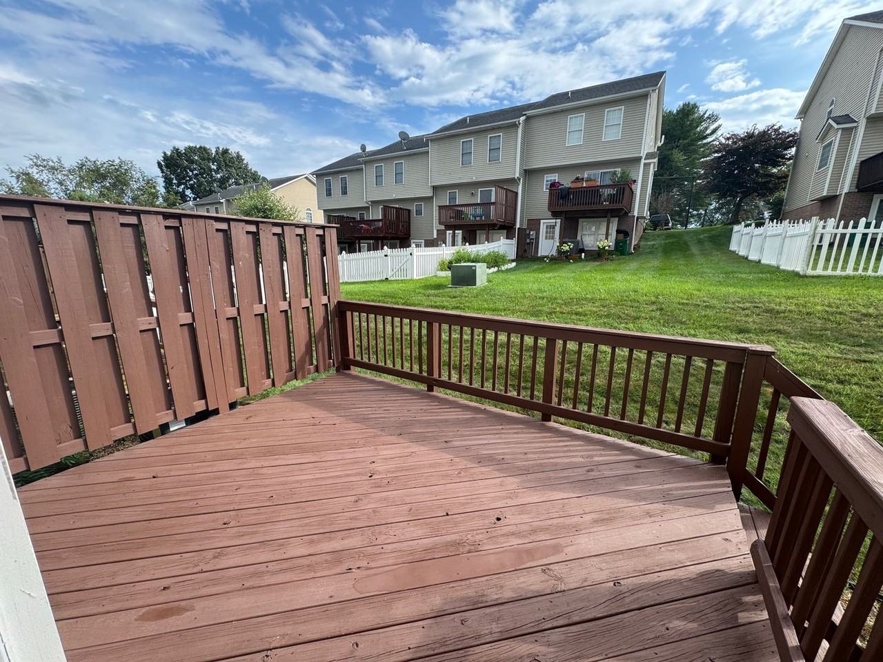 3046 Crystal Spring Ln - Photo 5 of 18