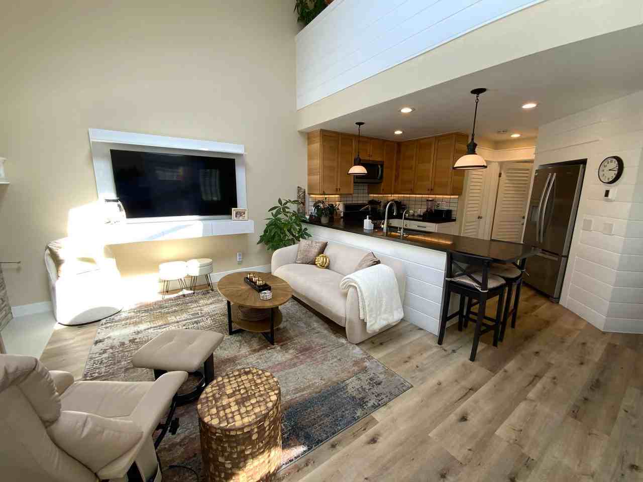 217 Elm Ave - Photo 5 of 27