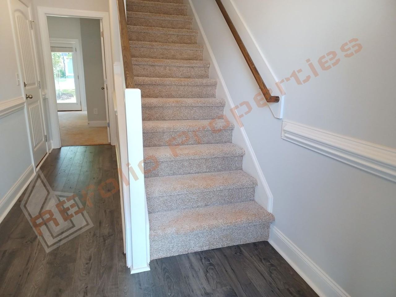 718 Rosefield Dr - Photo 2 of 22