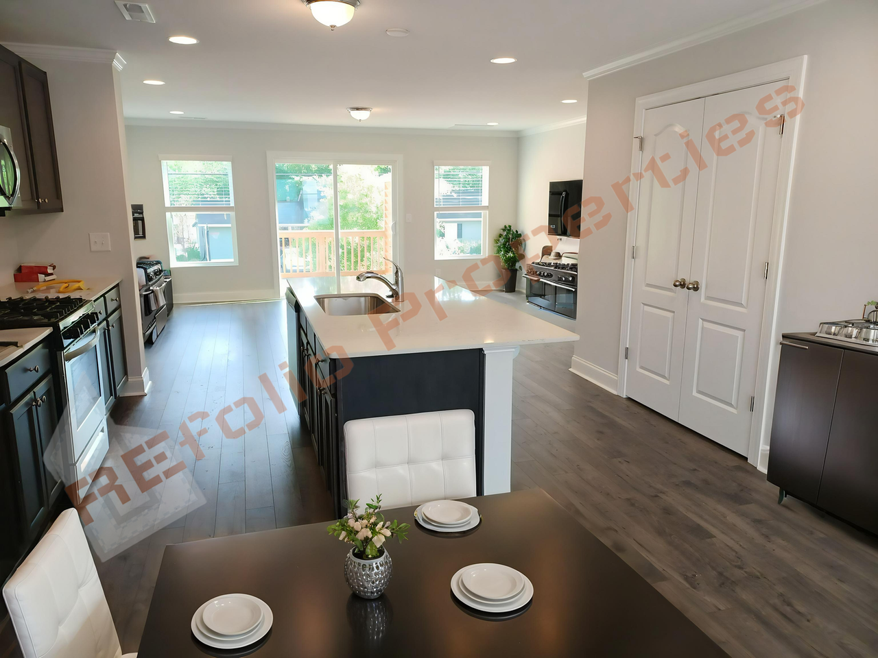 718 Rosefield Dr - Photo 6 of 22