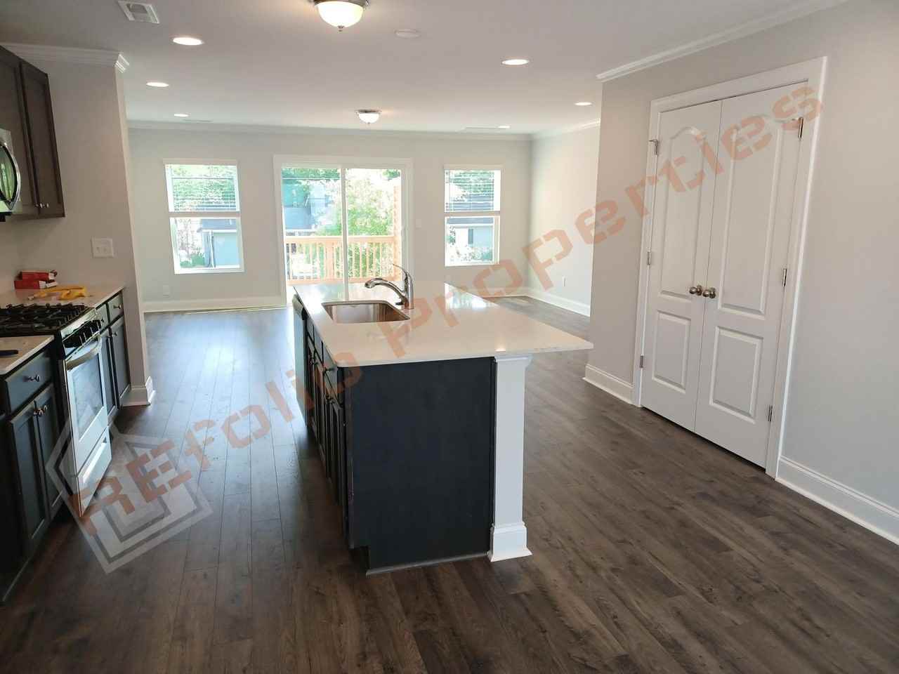 718 Rosefield Dr - Photo 7 of 22