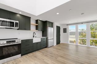 3010 Suncrest Dr #D - Photo 1 of 1