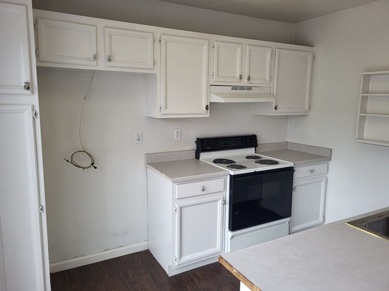 2 Castle Way - Photo 4 of 5