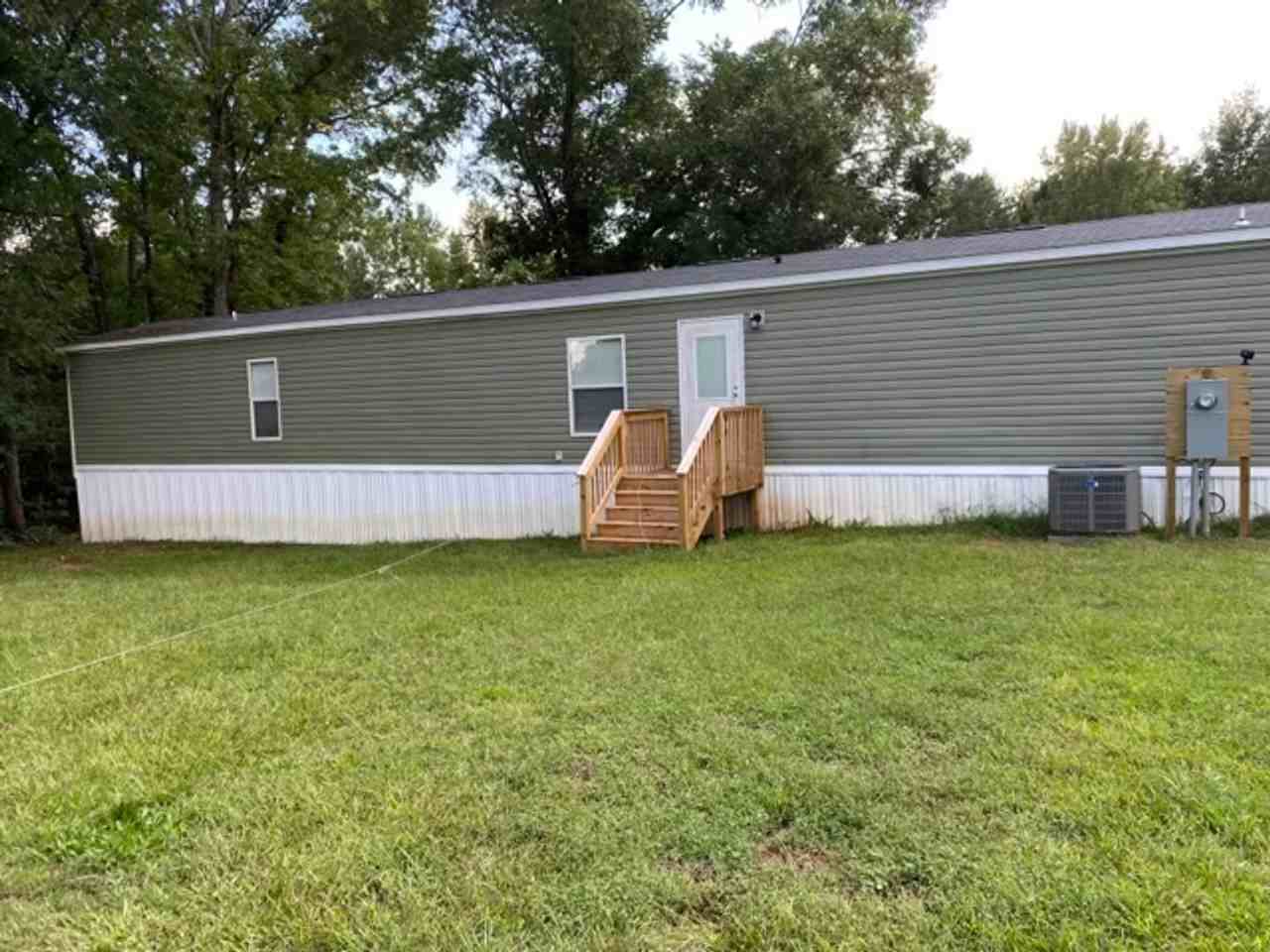 2875 Lesslie Dale Rd - Photo 2 of 2