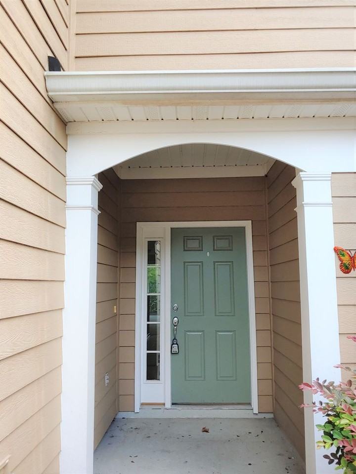 13366 Stone Pond Dr - Photo 3 of 26