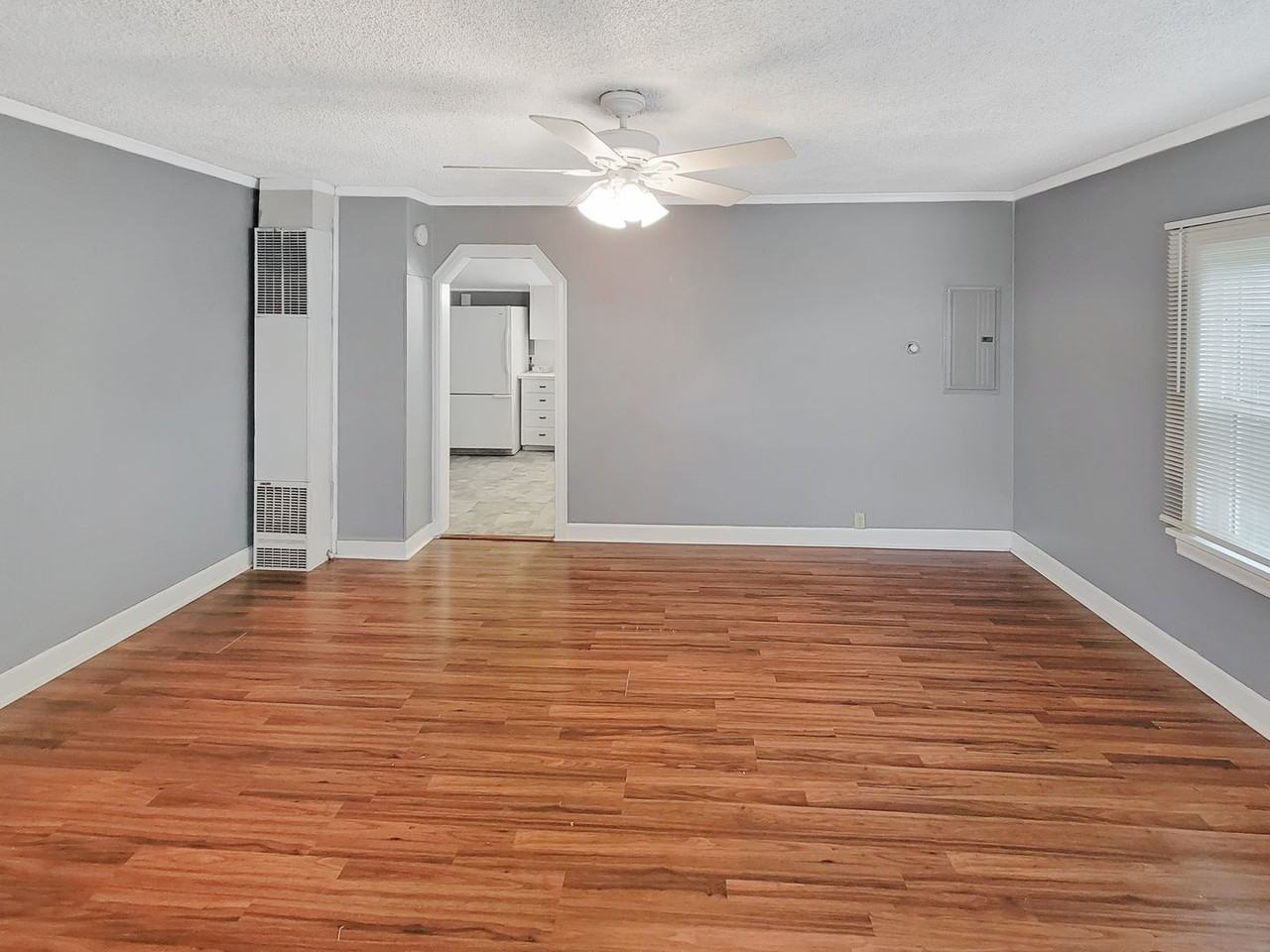 839 1st Ave N - Photo 2 of 16