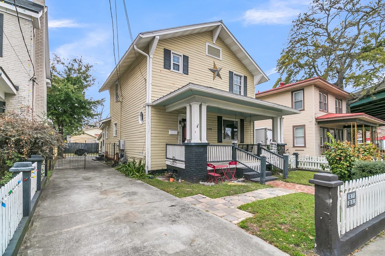 1195 King St #1 - Photo 3 of 43