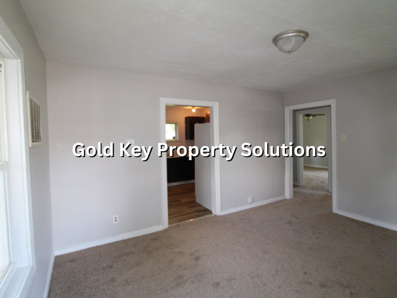 1640 W 17th St - Photo 7 of 16