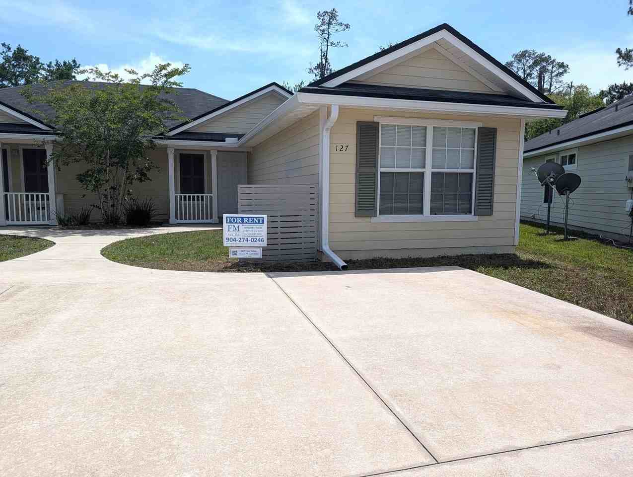 127 Plantation Point Dr - Photo 2 of 14