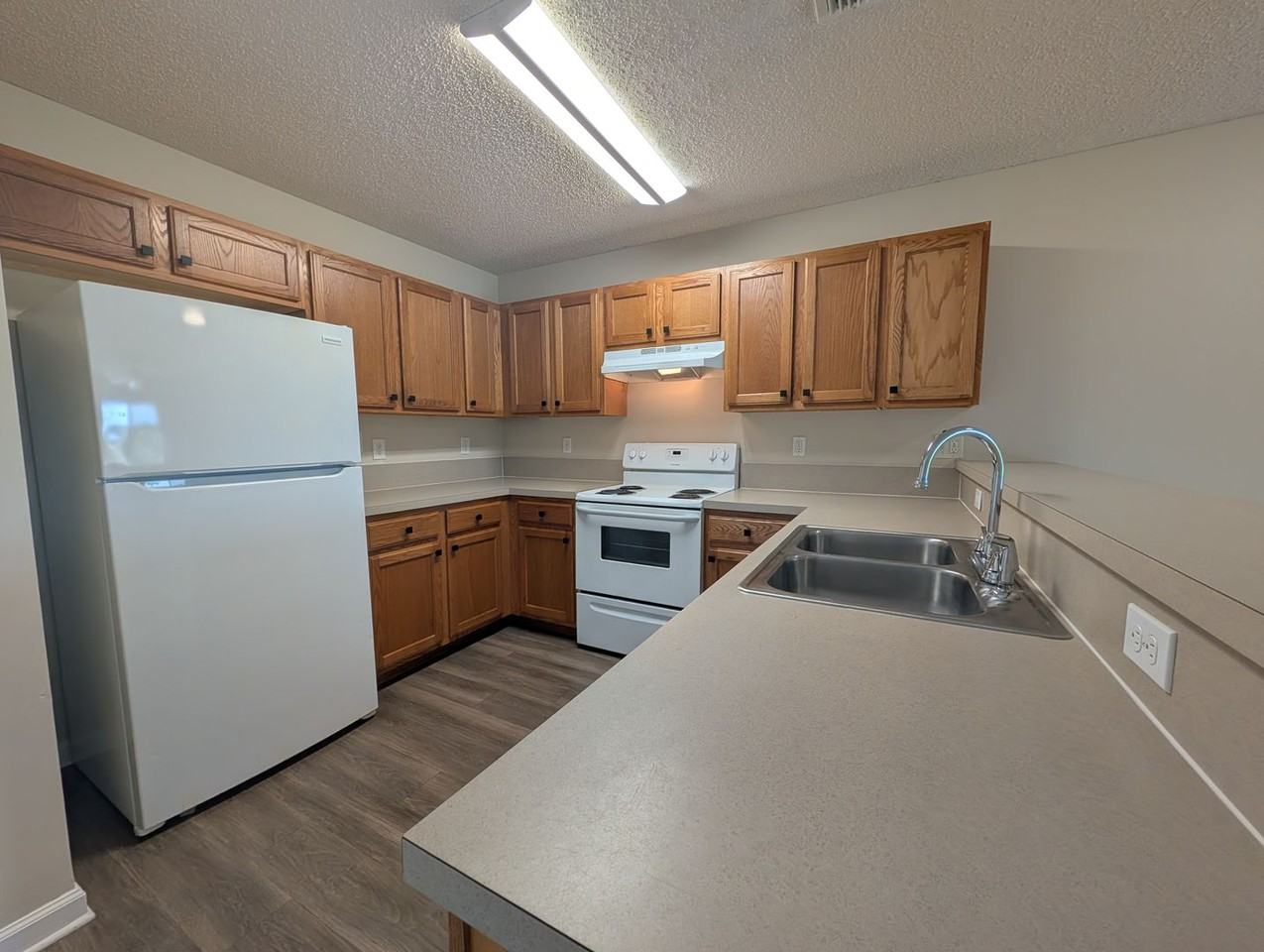 127 Plantation Point Dr - Photo 5 of 14