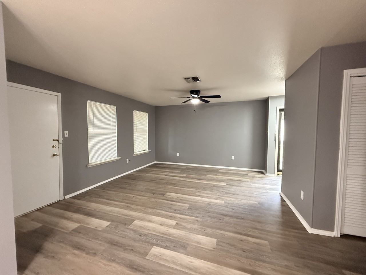 105 Oklahoma St #1 - Photo 4 of 14