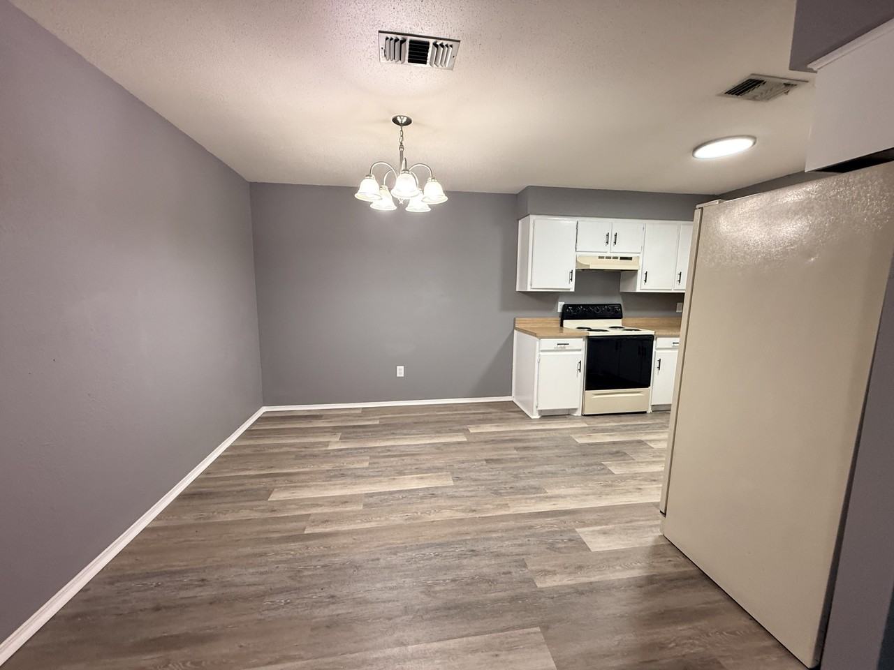 105 Oklahoma St #1 - Photo 5 of 14